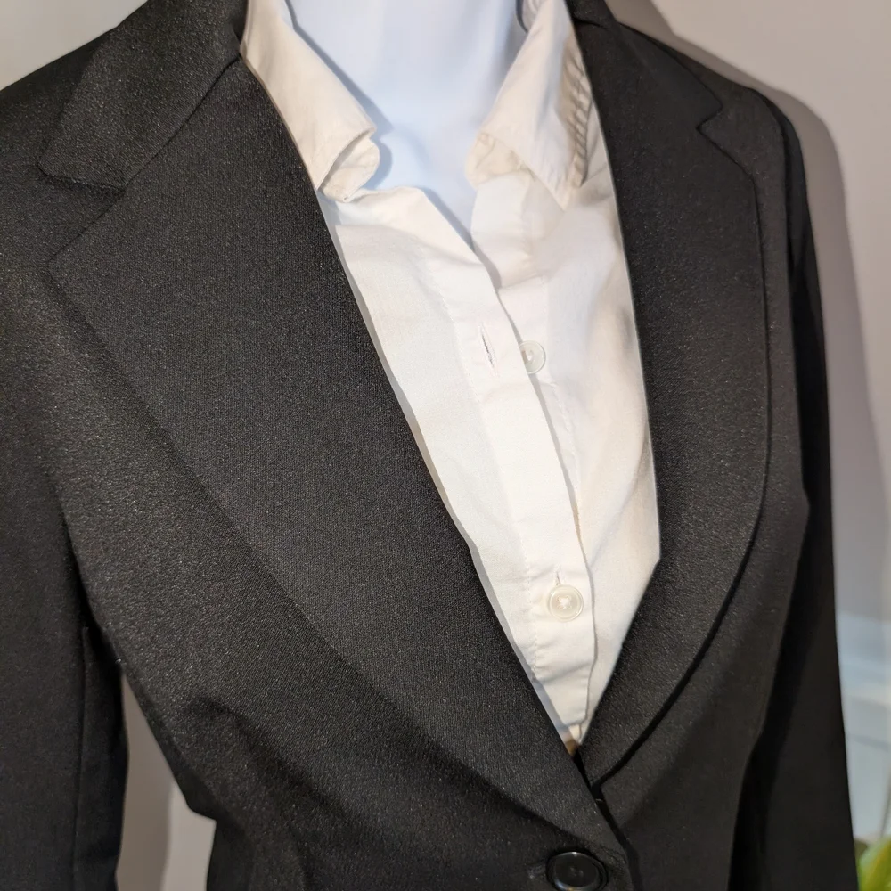 🖤 It's Giving Carolyn ~ Theory Blazer Suit Jacket (like new) - Picture 5 of 16